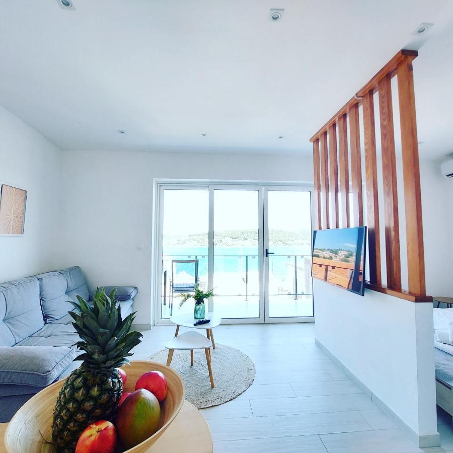 Luxury Apartments Skalinada Near Beaches, Tisno - Dalmatia Exterior photo