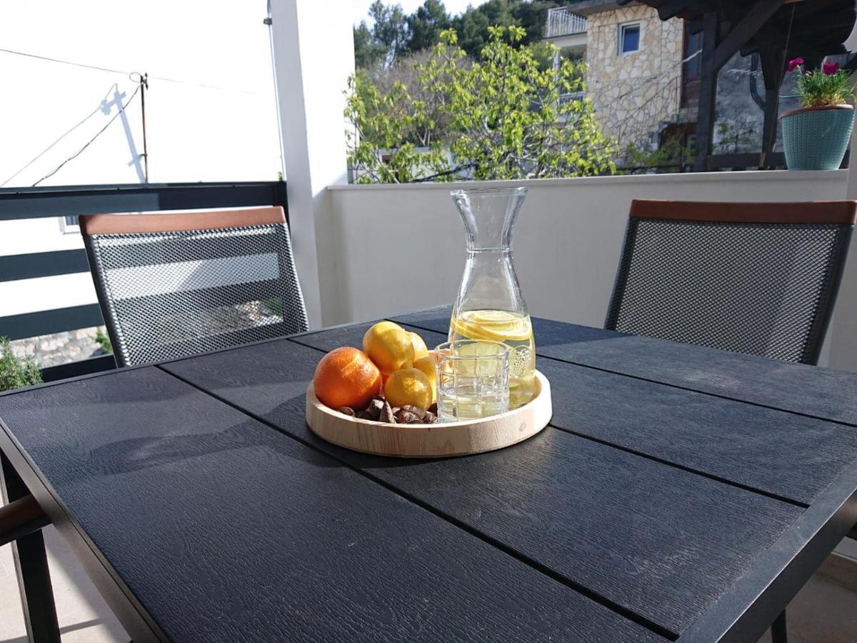 Luxury Apartments Skalinada Near Beaches, Tisno - Dalmatia Exterior photo